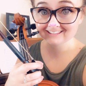 Meet your Posher, Julia